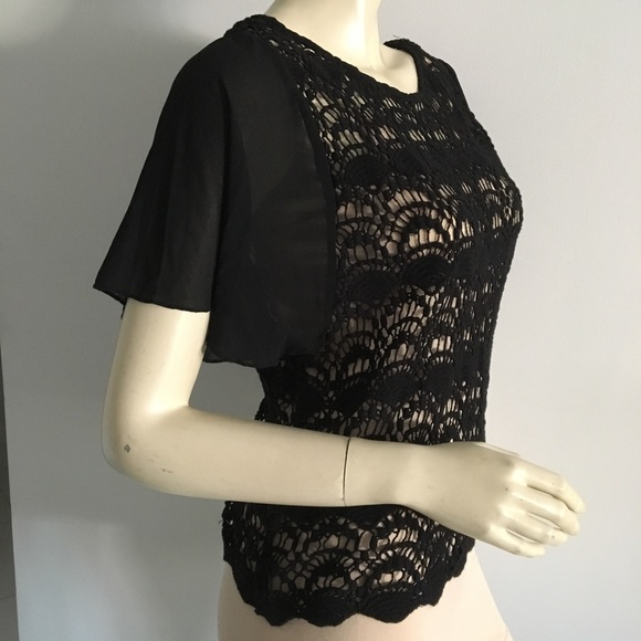 Bcbgmaxazria Black flutter short sleeve crochet top. size small - Picture 4 of 7